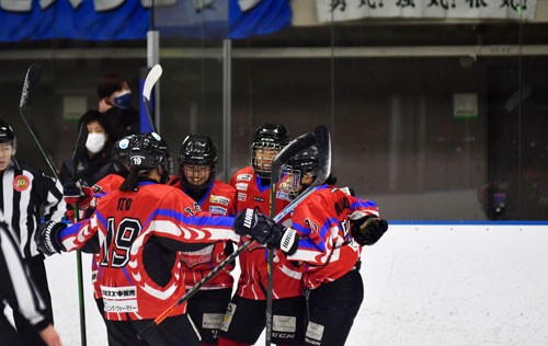 今季の集大成、釧路勢奮闘 全日本女子アイホ(2021-03-21)