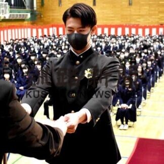 ３年間の思い出胸に　釧路管内高校で卒業式(2021-03-02)