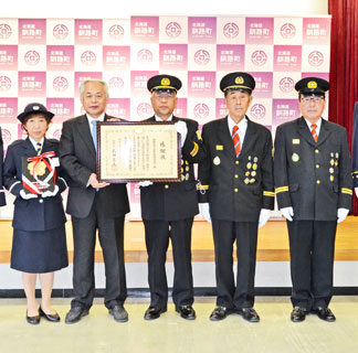 釧路消防団に総務大臣感謝状　女性団員を積極確保　２０年度(2021-04-23)