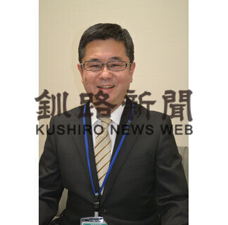 新中央図書館長に中山氏着任　「地域づくりに貢献を」(2021-04-04)