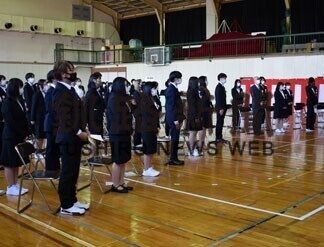 保育士、介護福祉士目指して　くしろせんもん学校入学式(2021-04-07)