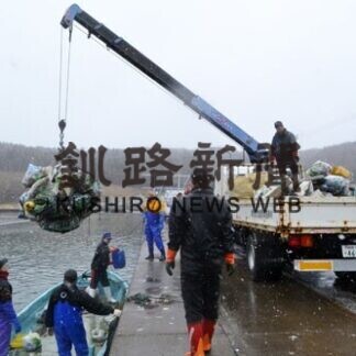 散布漁協青年部が沿岸の清掃活動(2021-04-30)