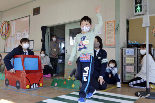治水児童館で交通安全教室(2021-04-16)