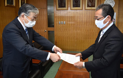 標茶町総合計画審議会が計画案を認める答申(2021-04-16)