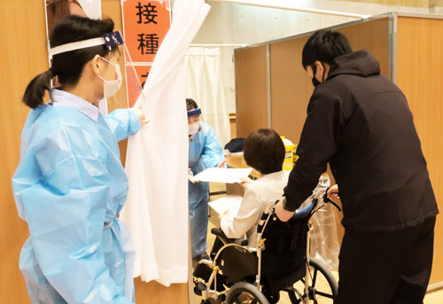 ワクチン接種へ手順確認 根室市、一般高齢者きょう開始(2021-05-18)