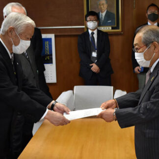 町長らの優先接種を　コロナワクチンで要望書(2021-05-29)