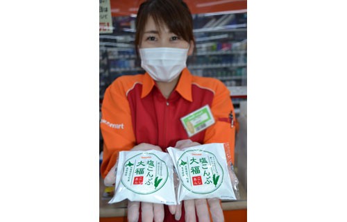 浜中産コンブの大福発売(2021-05-25)