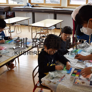 仏教釧路幼稚園でパステル画教室(2021-05-21)