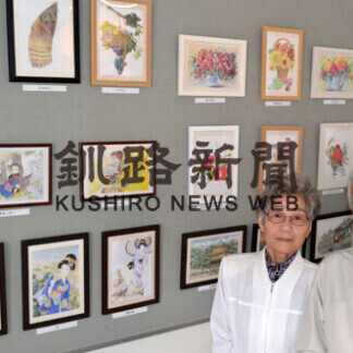 本厚岸郵便局で「大人の塗り絵」展(2021-06-20)