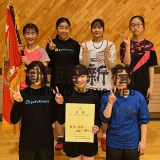 中体連バドミントン　白糠女子10年ぶりＶ(2021-06-28)