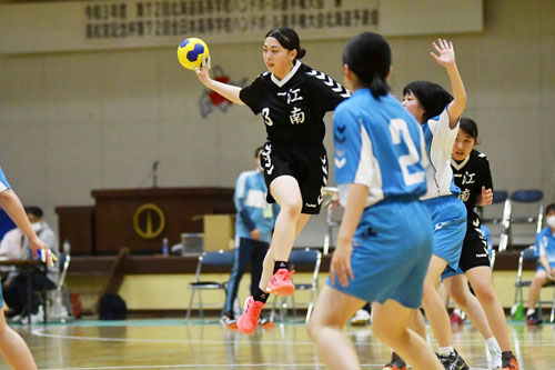 全道高体連ハンドボール 釧工、釧明輝初戦突破、女子の釧江南、釧湖陵も_1(2021-06-10)