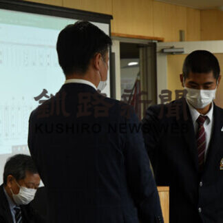 代表３枠懸け熱戦　高校野球北大会釧根支部予選(2021-06-16)