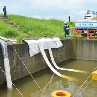 大雨に備え標茶で排水ポンプ車操作訓練(2021-07-02)