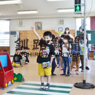 横断歩道しっかり確認　ひばり幼稚園で安全教室　釧路(2021-07-24)