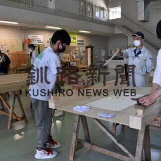 釧路技専で見学会 ３科の訓練実体験(2021-07-04)