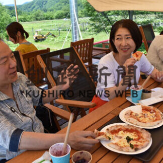 焼きたてピザに500人笑顔(2021-07-10)