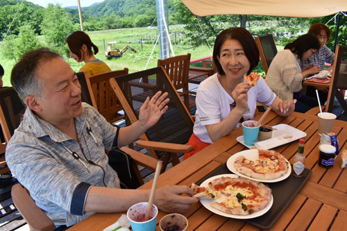 焼きたてピザに500人笑顔(2021-07-10)