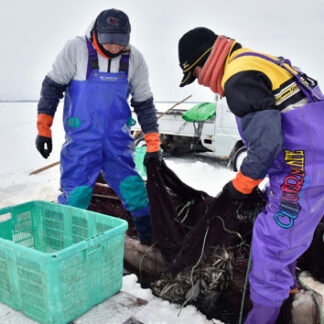 風蓮湖の氷下待ち網漁　町の歴史文化遺産に追加(2021-07-31)