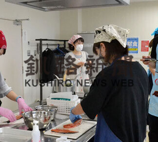 釧路市水産業対策協議会が「おさかな教室」(2021-07-10)