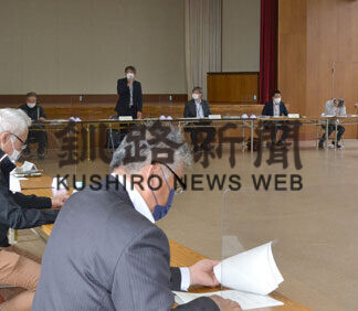 クマ情報共有、連携強化　襲撃個体、早急捕獲へ　厚岸、標茶で放牧牛被害(2021-08-20)