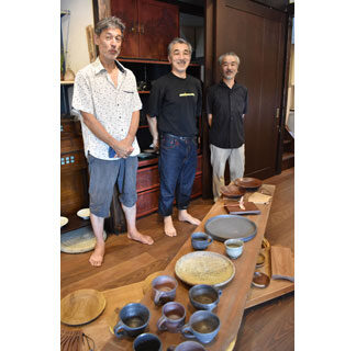 道内作家３人が作品展「愉快な北の作家たち」(2021-08-03)