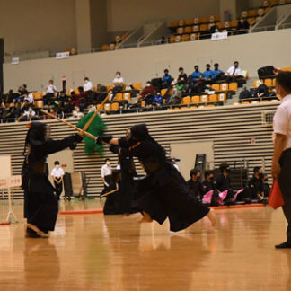 少数精鋭で頂点つかむ　全道中学剣道、釧鳥取女子団体(2021-08-02)