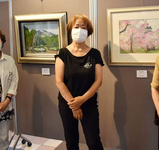 絵画情報誌掲載の女性作者が作品展示(2021-08-04)