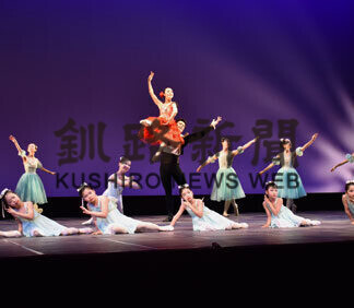 華やかなステージ 観客魅了 ヨウコバレエスタジオ発表会(2021-09-27)