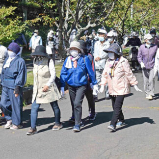 散策で体力、健康づくり　根室市老連 １６０ン交流深める(2021-09-28)