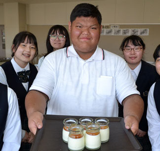 霧高、チャレンジグルメファイナリストに　「浜中食材伝え優勝を」(2021-10-01)