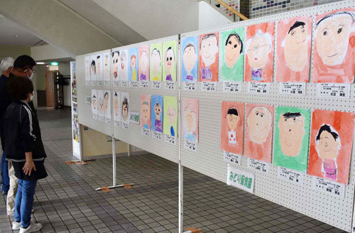 標茶でおじいちゃん・おばあちゃんの絵幼児絵画展(2021-09-05)