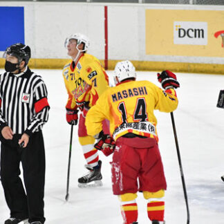 東部ブレイズ猛追及ばず　Ｊアイスノース(2021-10-24)