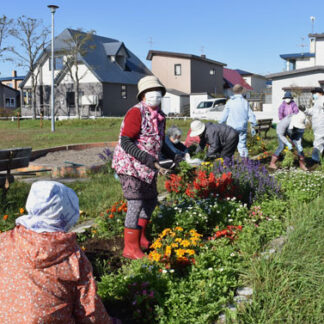 かつら公園きれいに　昭和北１丁目町内会(2021-10-10)