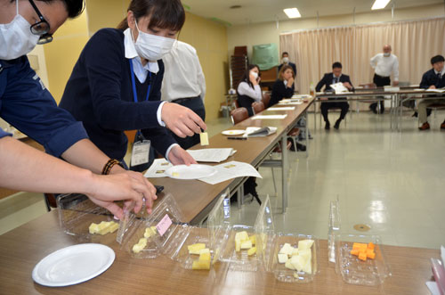 釧路農業関係者をデーリィコンシェルジュに任命 乳製品の魅力発信(2021-10-26)