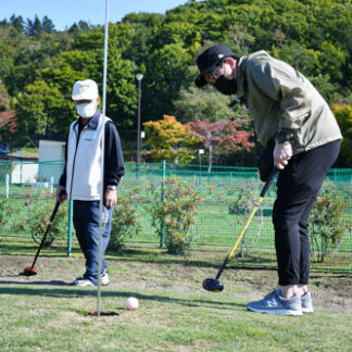 釧路信金愛信会がパークゴルフで菅原前支店長送別　(2021-10-16)