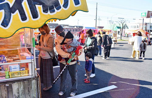 釧路八幡宮40周年祝う 記念祭、露天にぎわう(2021-10-28)