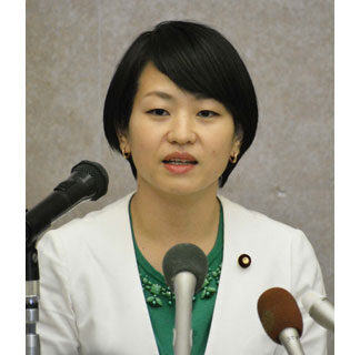 「領土問題解決　汗流す」　鈴木氏、外務副大臣就任報告(2021-10-10)