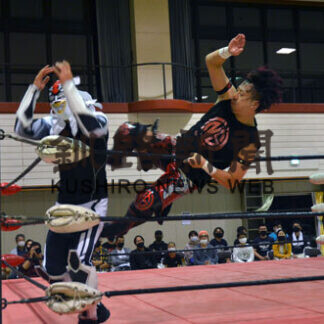 迫力の肉弾戦に声援　北都プロレス釧路大会(2021-10-08)