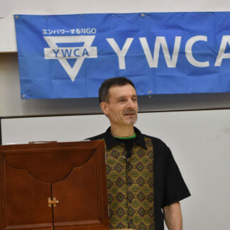 詩人ビナードさん、戦争と平和語る　ＹＷＣＡ講演会(2021-10-20)
