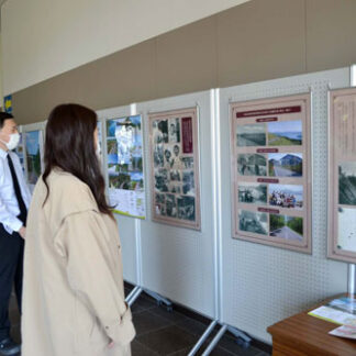 合同庁舎で「懐かシーニックパネル展」(2021-10-09)