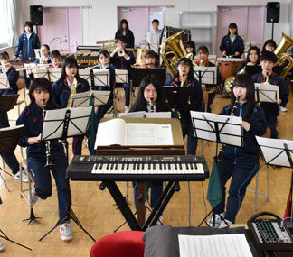 根室高校吹奏楽局５年ぶり全道大会へ(2021-10-03)