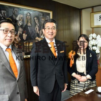 倫理法人会の魅力を強調　坂口会長ら来社(2021-11-19)