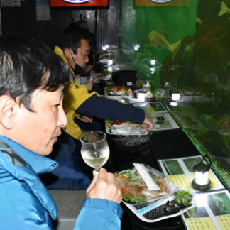 魚眺め ワイン味わう 標津町商工会女性部(2021-11-20)