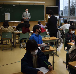 人間性豊かな子どもの育成　虹別小で公開授業(2021-11-30)