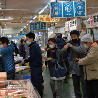 セールでお買い得に　12月も連続開催(2021-11-27)