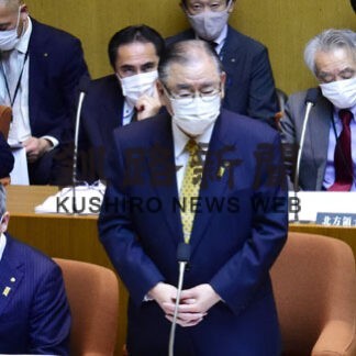 赤潮被害支援策に２１９１万円　補正予算案、福祉灯油なども可決(2021-11-26)