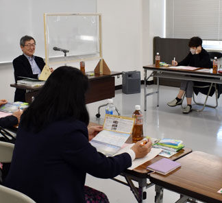 交流プラザさいわいで「北方領土を知るつどい」(2021-11-25)