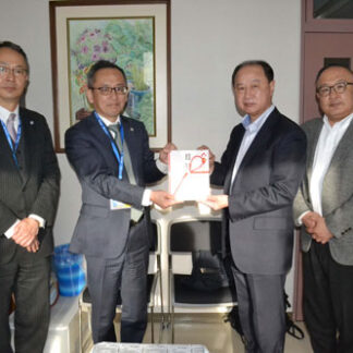 ジブラルタ生命がまりも学園に１２万円寄付　(2021-12-16)