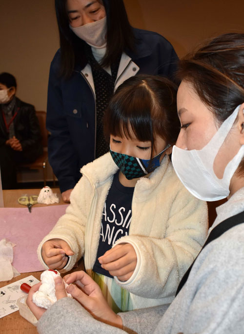 冬の博物館まつり 子犬づくり小学生挑戦(2022-01-01)