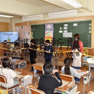 早寝、早起き、朝食大切　釧路ヤクルト販売、美原小で出前授業(2021-12-23)